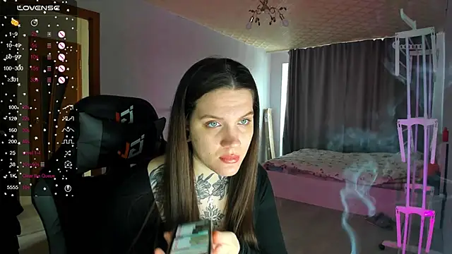 Snapshot of AizaRose chatting on February 2026 04:41:01 AM AizaRose online show from February 2026 04:41:01 AM