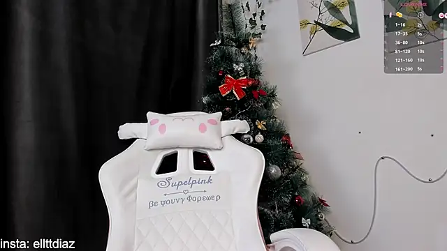 elliediaz online show from December 2024 03:31:02 PM