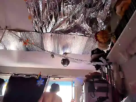 gurlnips online show from February 2025 07:22:02 PM