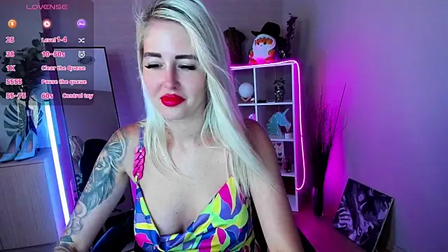 Snapshot of Mermaid_N chatting on June 2026 01:30:02 AM Mermaid N online show from June 2026 01:30:02 AM