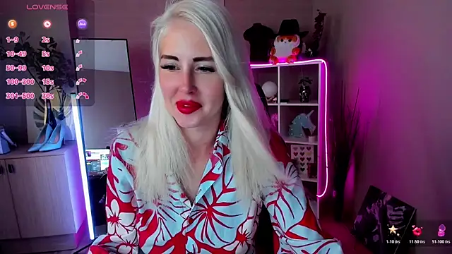 Snapshot of Mermaid_N chatting on June 2026 01:40:02 AM Mermaid N online show from June 2026 01:40:02 AM
