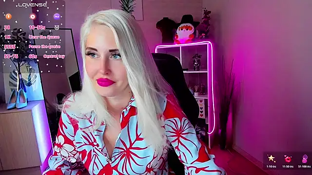 Snapshot of Mermaid_N chatting on June 2026 01:32:02 AM Mermaid N online show from June 2026 01:32:02 AM
