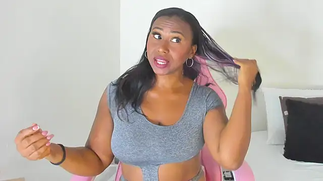 alexajhonson1012 online show from February 2025 03:24:02 PM