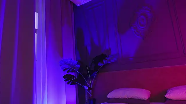 Snapshot of Liv_Fay chatting on November 2025 01:32:02 PM Liv Fay online show from November 2025 01:32:02 PM