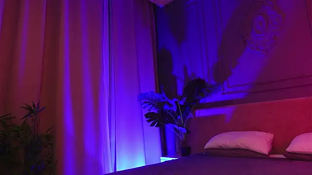 Snapshot of Liv_Fay chatting on December 2025 03:17:02 PM Liv Fay online show from December 2025 03:17:02 PM