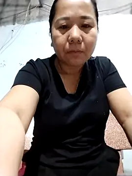 Queen 18200 online show from April 2026 09:45:02 PM