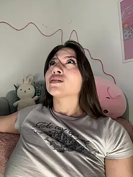 Tsuki-moon online show from February 2025 03:22:01 AM