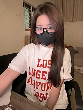 Jenni nana online show from April 2026 06:19:01 AM