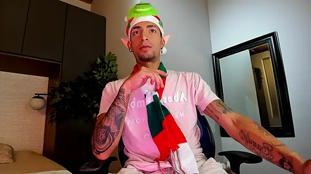 DrakeNeumann online show from December 2024 04:03:02 AM