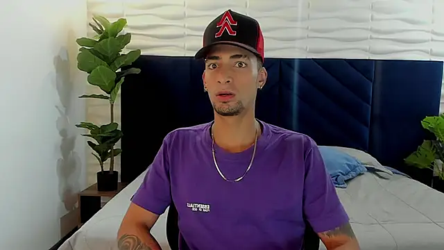 DrakeNeumann online show from March 2025 02:26:01 AM