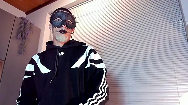 DrakeNeumann online show from October 2025 03:50:01 AM