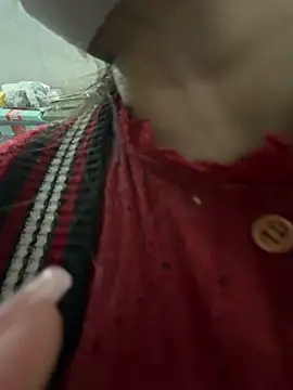 Snapshot of Tina_995 chatting on February 2026 01:15:01 PM Tina 995 online show from February 2026 01:15:01 PM