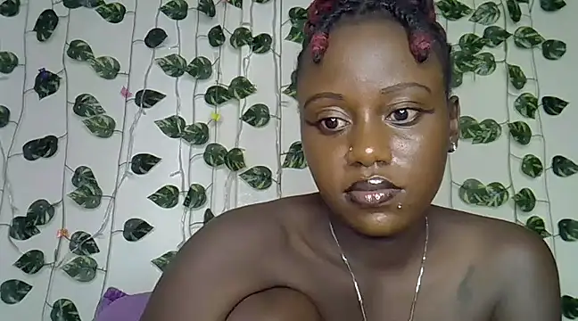 Snapshot of sexybree_ chatting on January 2025 04:12:02 AM sexybree online show from January 2025 04:12:02 AM