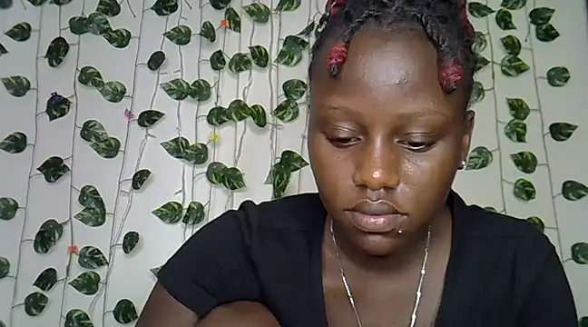 Snapshot of sexybree_ chatting on January 2025 05:44:02 PM sexybree online show from January 2025 05:44:02 PM