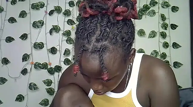 Snapshot of sexybree_ chatting on January 2025 02:07:01 PM sexybree online show from January 2025 02:07:01 PM