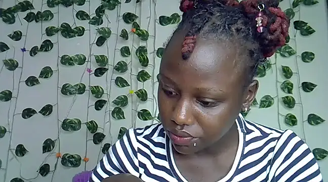 Snapshot of sexybree_ chatting on January 2025 08:43:02 PM sexybree online show from January 2025 08:43:02 PM