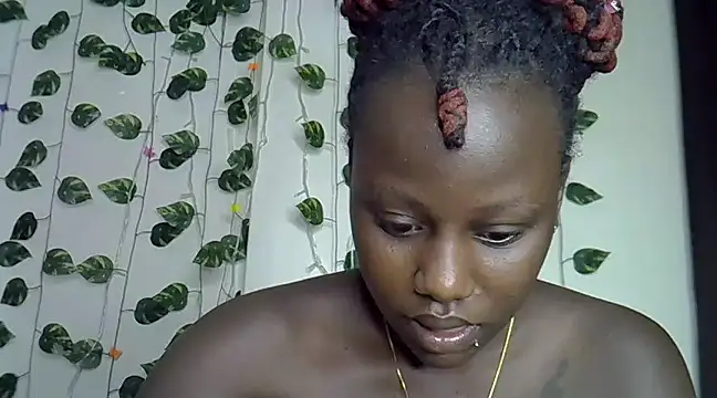 Snapshot of sexybree_ chatting on February 2025 12:04:02 PM sexybree online show from February 2025 12:04:02 PM