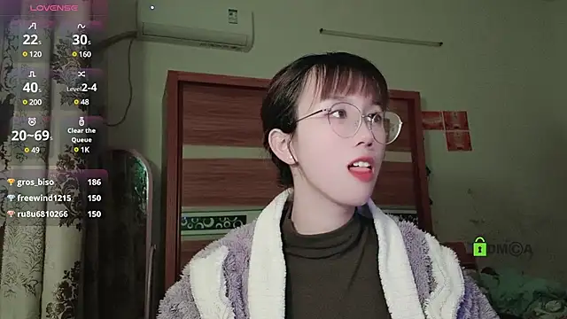 Lili 666 online show from December 2024 06:38:01 PM