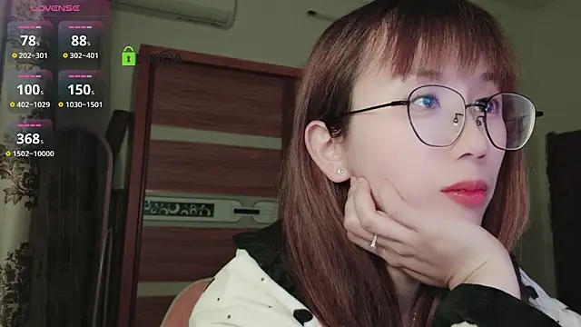 Lili 666 online show from February 2025 05:22:02 PM