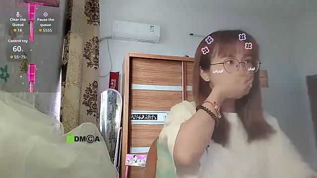 Lili 666 online show from March 2026 06:52:01 AM