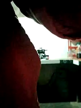 Snapshot of Hotpussy3ox chatting on December 2025 09:09:02 PM Hotpussy3ox online show from December 2025 09:09:02 PM