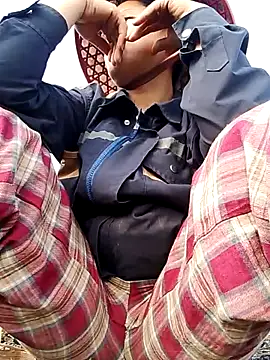 Snapshot of Hotpussy3ox chatting on December 2025 08:01:02 AM Hotpussy3ox online show from December 2025 08:01:02 AM