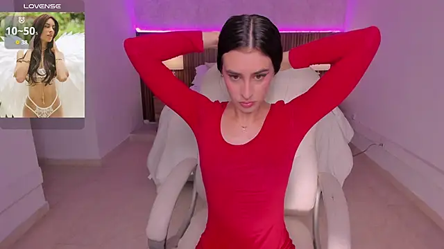 karlaa james online show from June 2026 11:02:02 AM