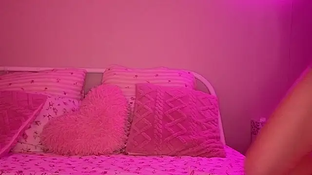 KateVon online show from November 2025 06:09:02 PM