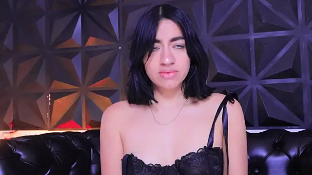 KasiaNoir  online show from January 2025 12:37:01 PM