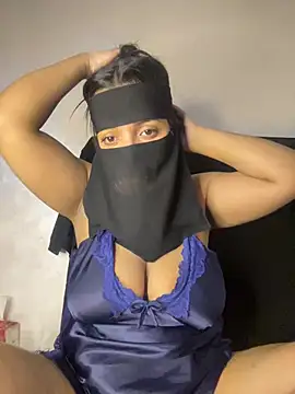 Snapshot of Narimane_maroc chatting on July 2026 02:39:01 AM Narimane maroc online show from July 2026 02:39:01 AM