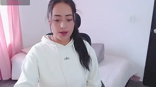 Snapshot of jjulietha95 chatting on March 2025 07:59:02 PM jjulietha95 online show from March 2025 07:59:02 PM