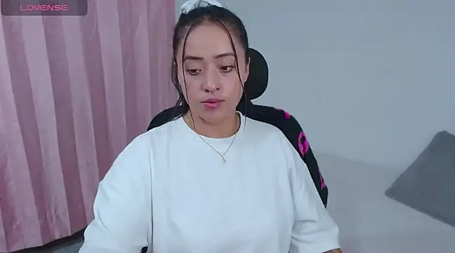 Snapshot of jjulietha95 chatting on March 2025 03:52:02 AM jjulietha95 online show from March 2025 03:52:02 AM