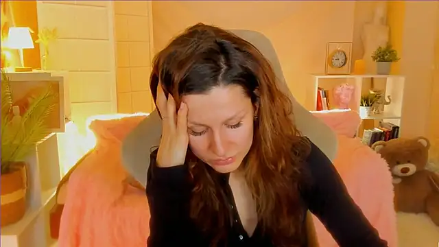 April o Nill online show from February 2025 10:48:01 AM