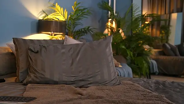  keeti  online show from October 2025 02:12:01 PM