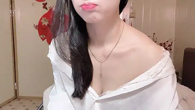 LinhChi 9x online show from July 2026 12:18:02 AM