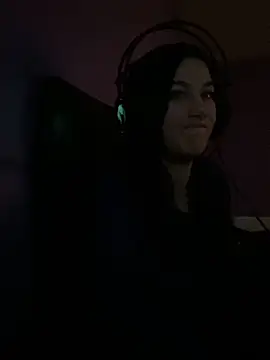 Snapshot of AnnnMary chatting on February 2025 01:30:01 PM AnnnMary online show from February 2025 01:30:01 PM