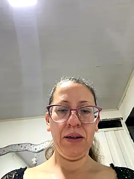 miss hanna07 online show from September 2025 09:32:02 AM