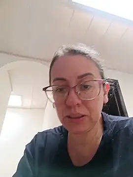 miss hanna07 online show from July 2026 06:07:01 PM
