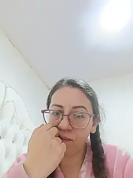 miss hanna07 online show from July 2026 02:41:02 PM