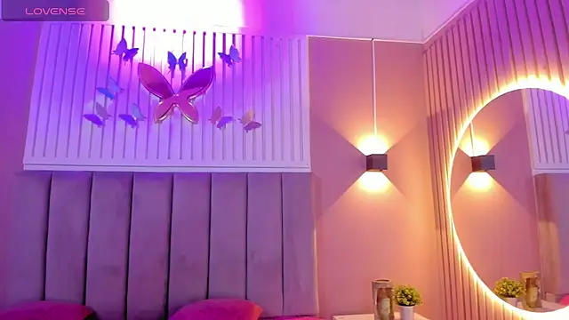 diosa cristal online show from February 2025 03:29:02 AM