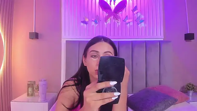 diosa cristal online show from September 2025 03:31:01 AM