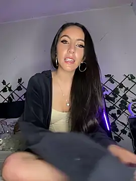 FrancellyHot online show from February 2025 01:38:01 AM