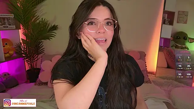 cammiefoalss online show from October 2025 03:31:02 PM