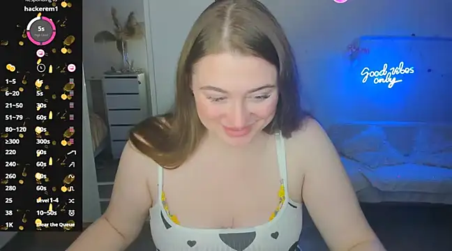 Demure Smile online show from January 2025 04:09:01 PM