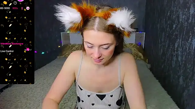 Demure Smile online show from November 2025 04:00:01 AM