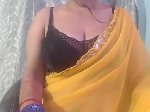 Snapshot of cute-priy chatting on October 2025 06:34:01 AM cute-priy online show from October 2025 06:34:01 AM