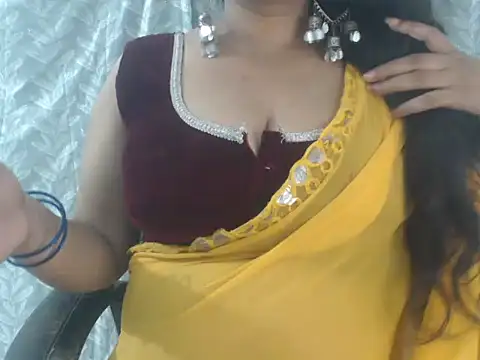 cute-priy online show from July 2026 05:00:02 AM
