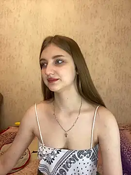 Snapshot of MollyDolle chatting on December 2024 07:21:02 PM MollyDolle online show from December 2024 07:21:02 PM