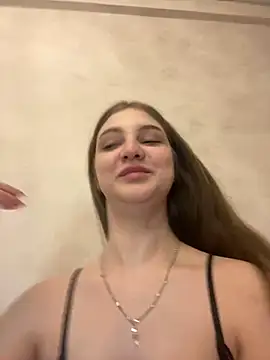 Snapshot of MollyDolle chatting on December 2024 02:02:02 PM MollyDolle online show from December 2024 02:02:02 PM