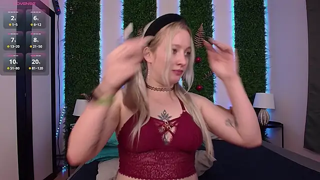 Nicole  Aniston  online show from January 2025 08:58:02 PM